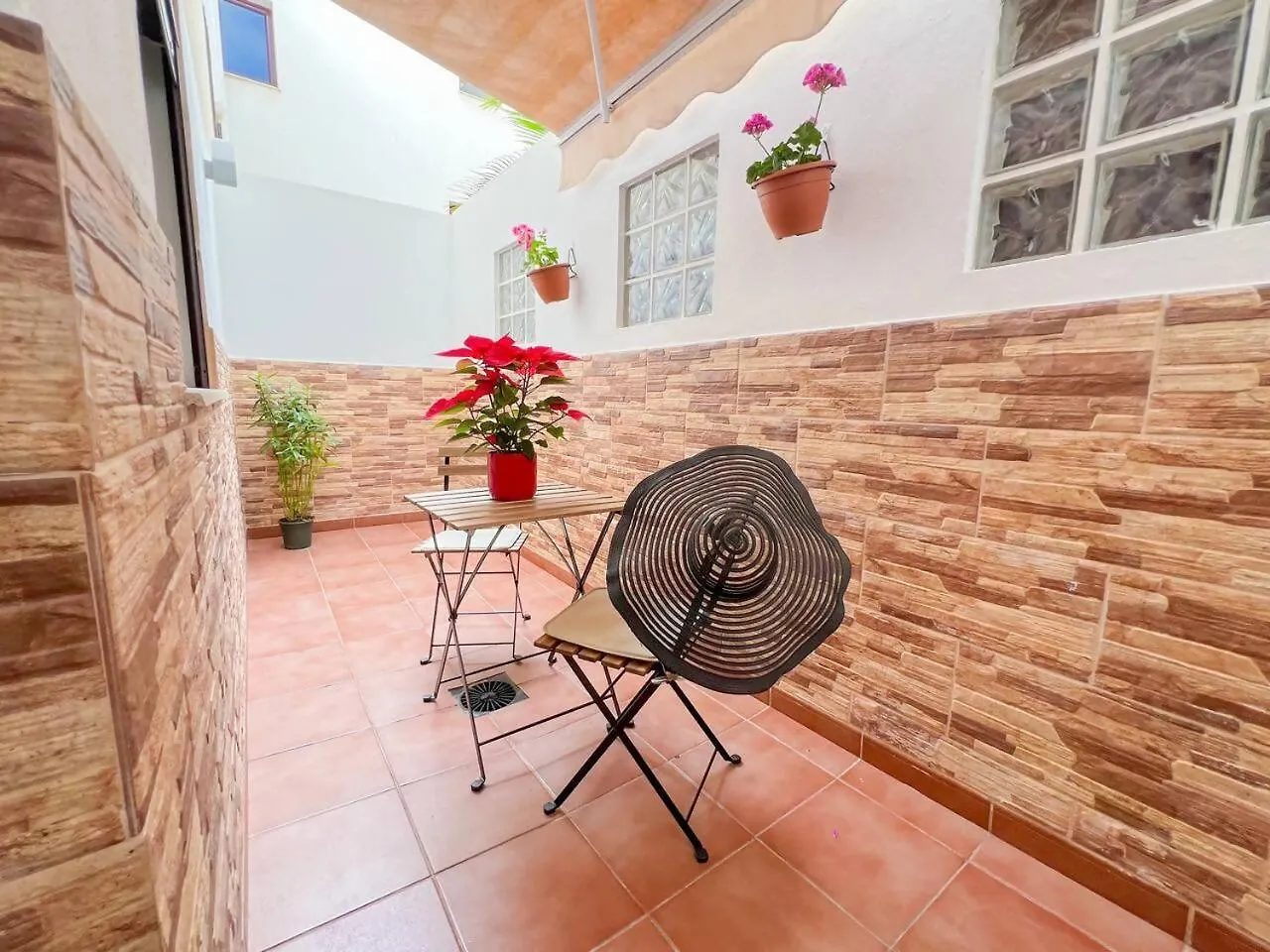 Apartment Suites Esencia Atlantica Confort Cerca Del Mar Telde